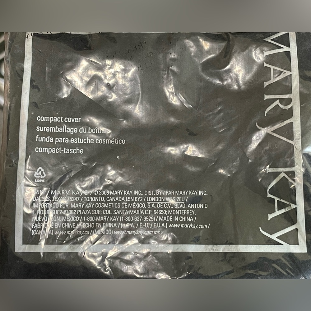 Mary Kay Medium Black Compact Cover
